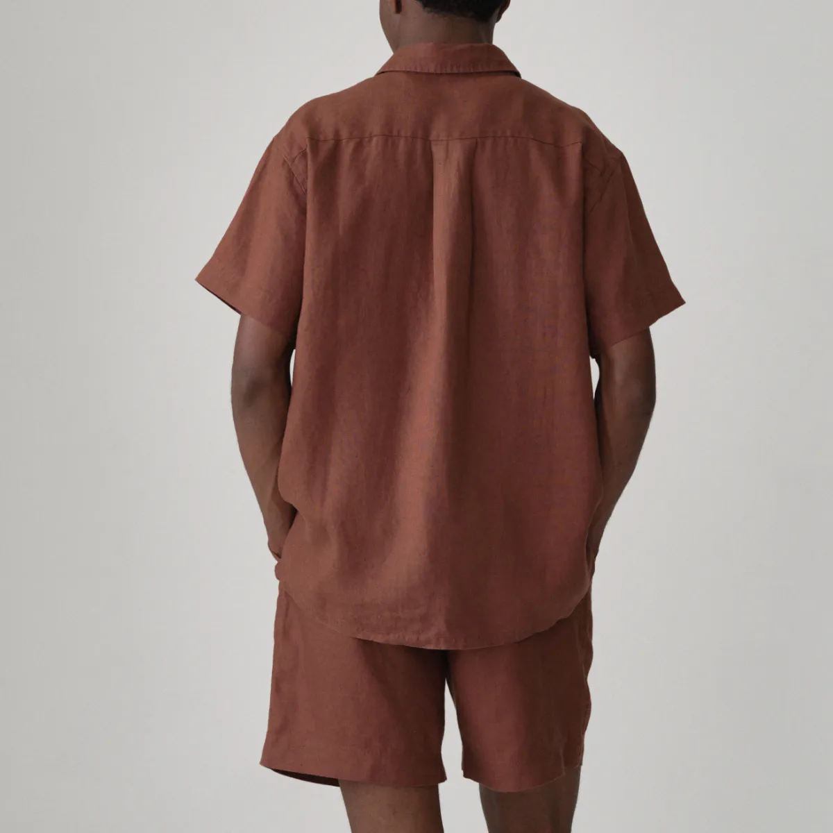 100% Linen Short Sleeve Shirt in Cocoa - Mens