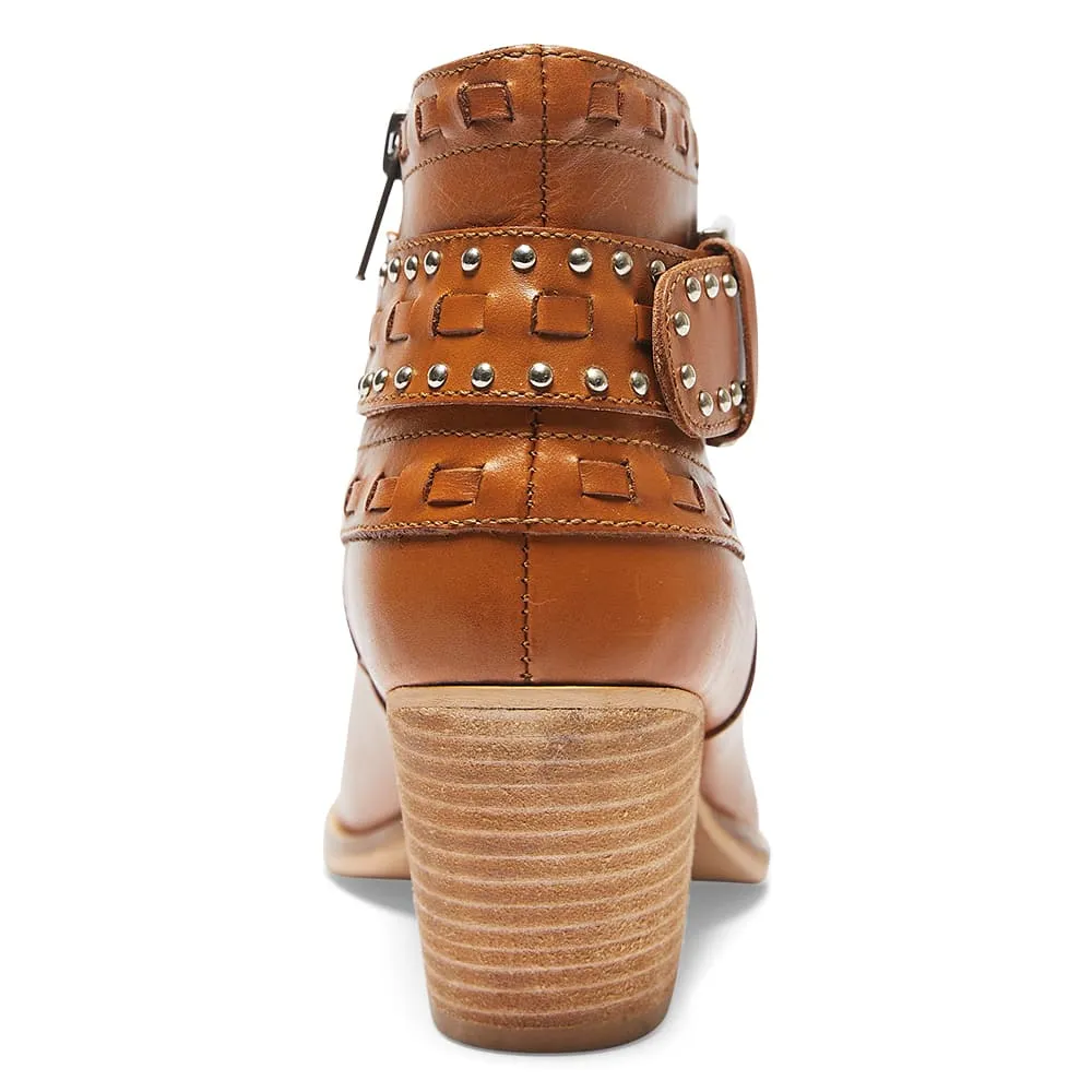 Bossy Boot in Tan Leather