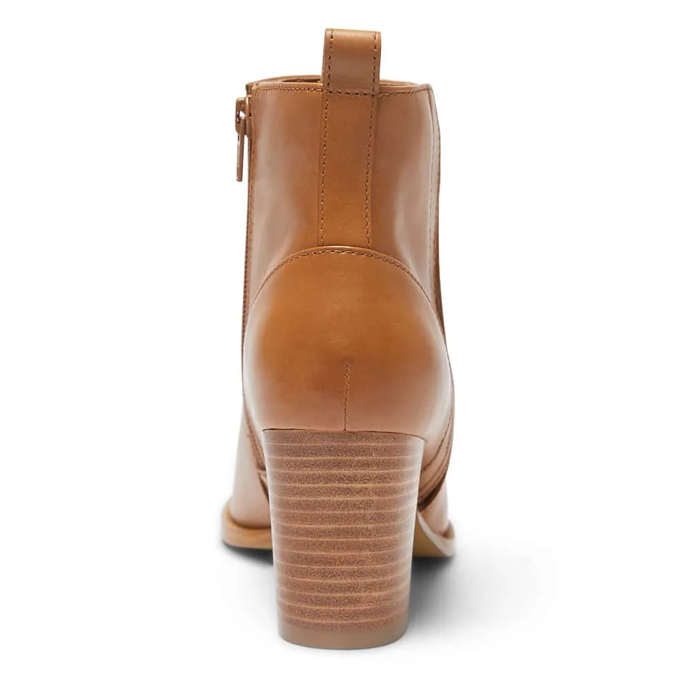 Geronimo Boot in Tan Leather