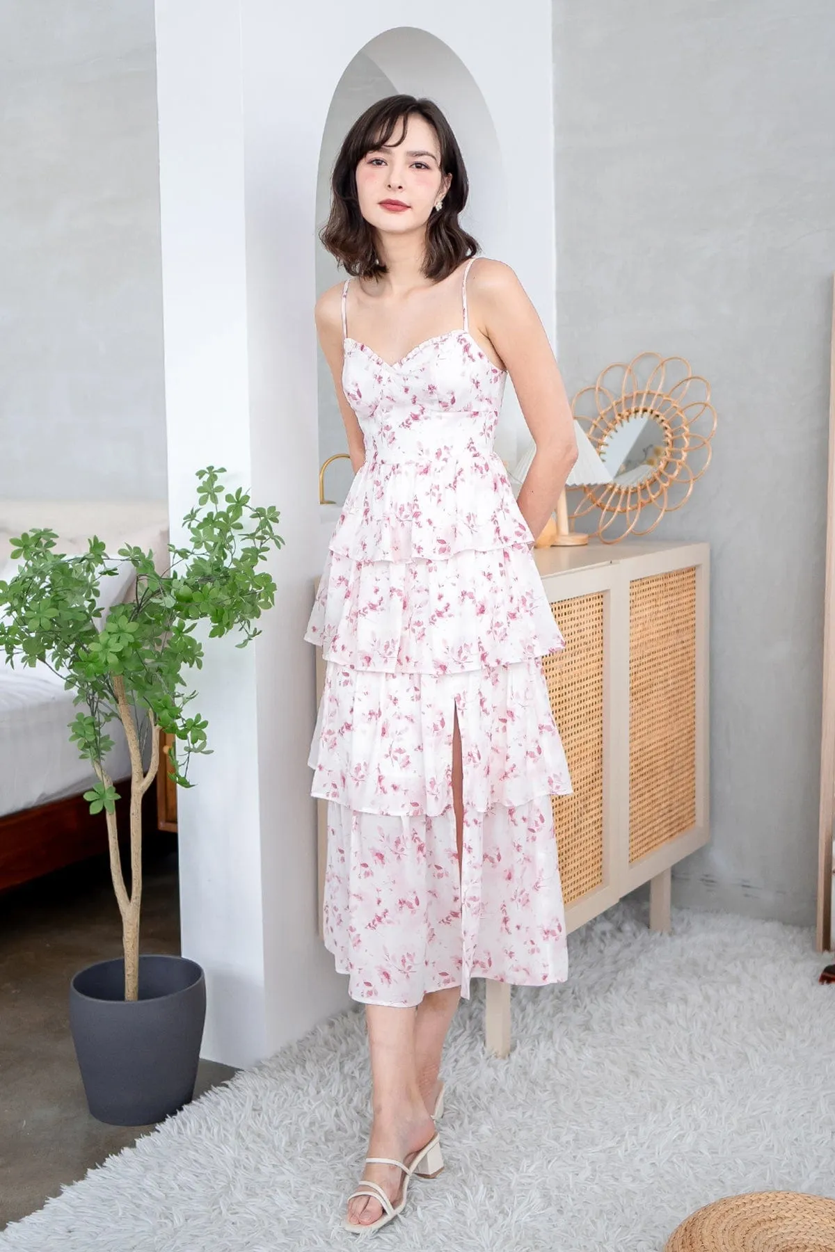 KALLIE FLORAL TIER MAXI IN PINK