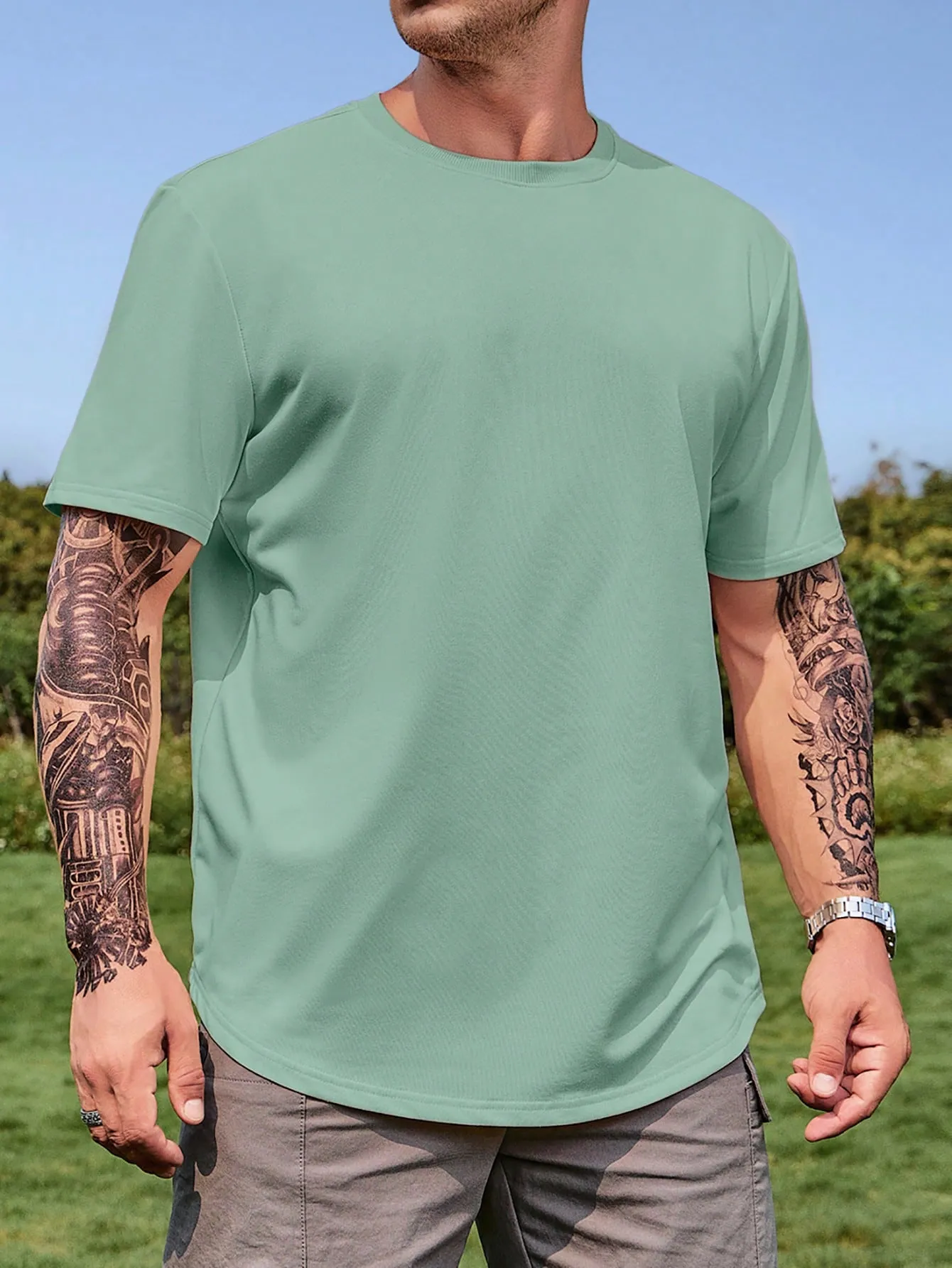 Men's Casual Solid Round Neck Tee, Short Sleeve, Regular Fit, Knitted Fabric