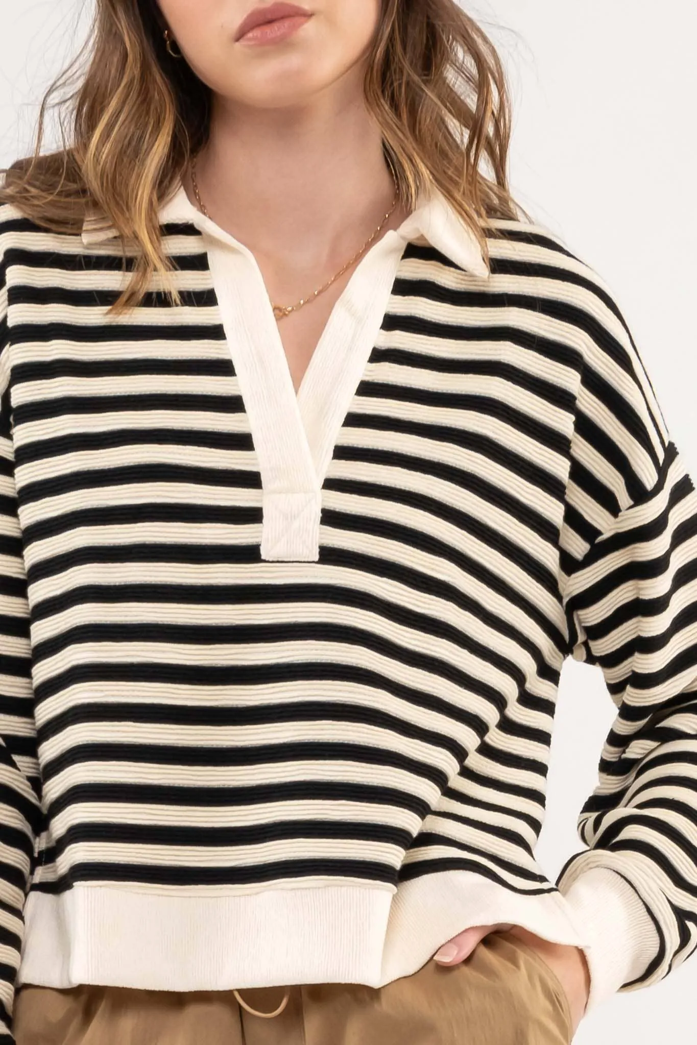 STRIPED COLLARED LONG SLEEVE POLO KNIT TOP